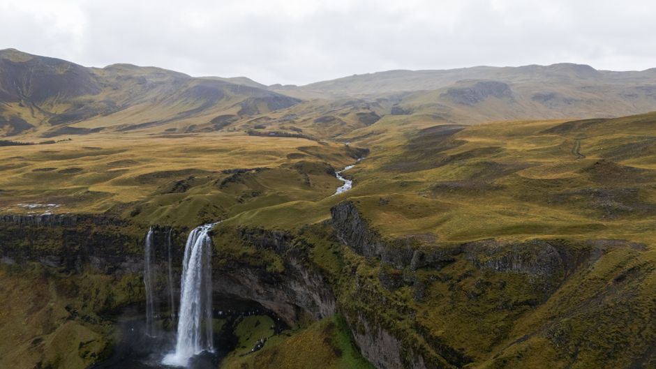 A First-Timer’s 7-Day Iceland Ring Road Itinerary: The Smart Way