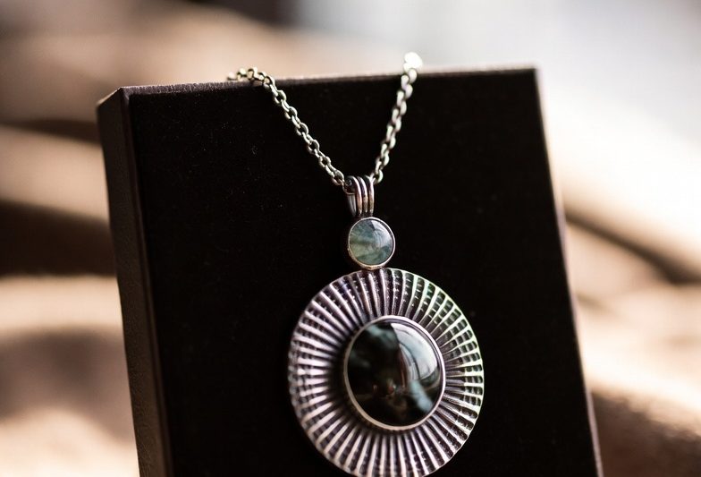 Why Bespoke Jewellery Creates Lasting Memories with Unique Designs