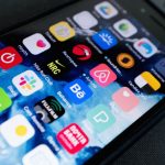 Safety Apps For Solo Travelers: 8 Safety Apps That Help Solo Travelers Get Home Safely