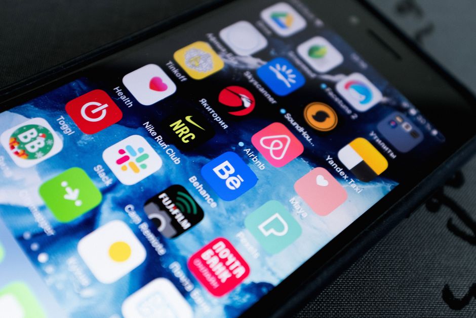 Safety Apps For Solo Travelers: 8 Safety Apps That Help Solo Travelers Get Home Safely